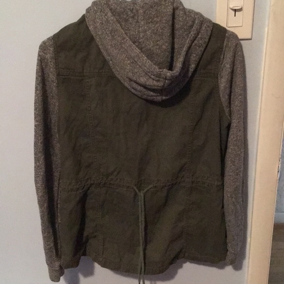 Olive Jacket - Picture 2 of 3